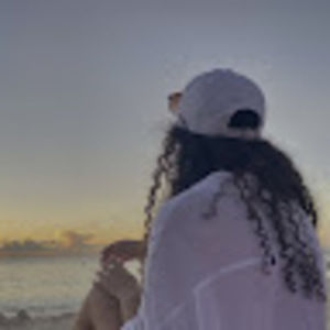 Meet your Posher, Hannah